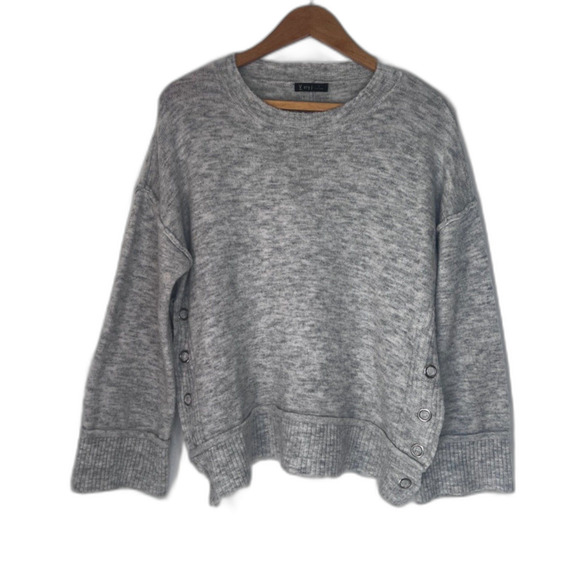 Very J Soft Knit Sweater Side Snaps Pullover Neutral Minimalist Basic Size Small - Picture 10 of 10